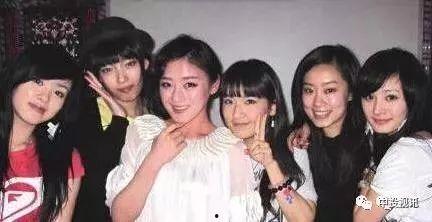 娱乐姐妹吃瓜图片高清